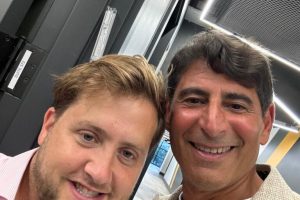 142ff06a-f439-49fc-9e78-acdaf5ac74b1-768x1023